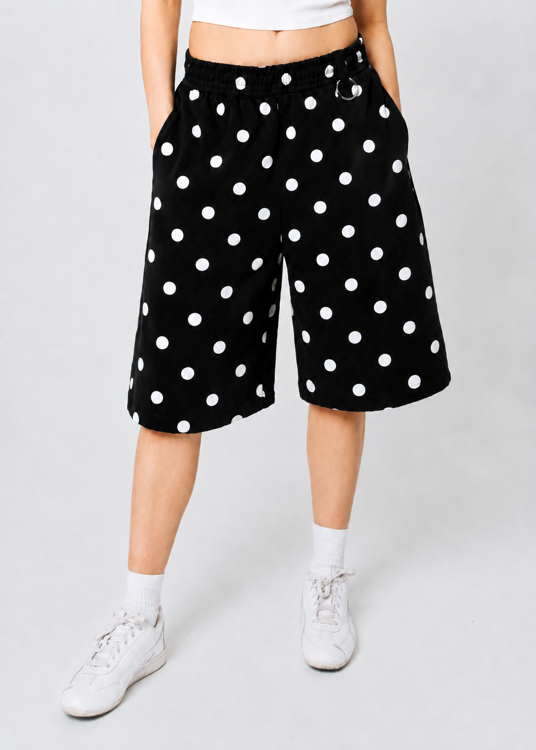 BUBBLE POLKA DOT black shorts