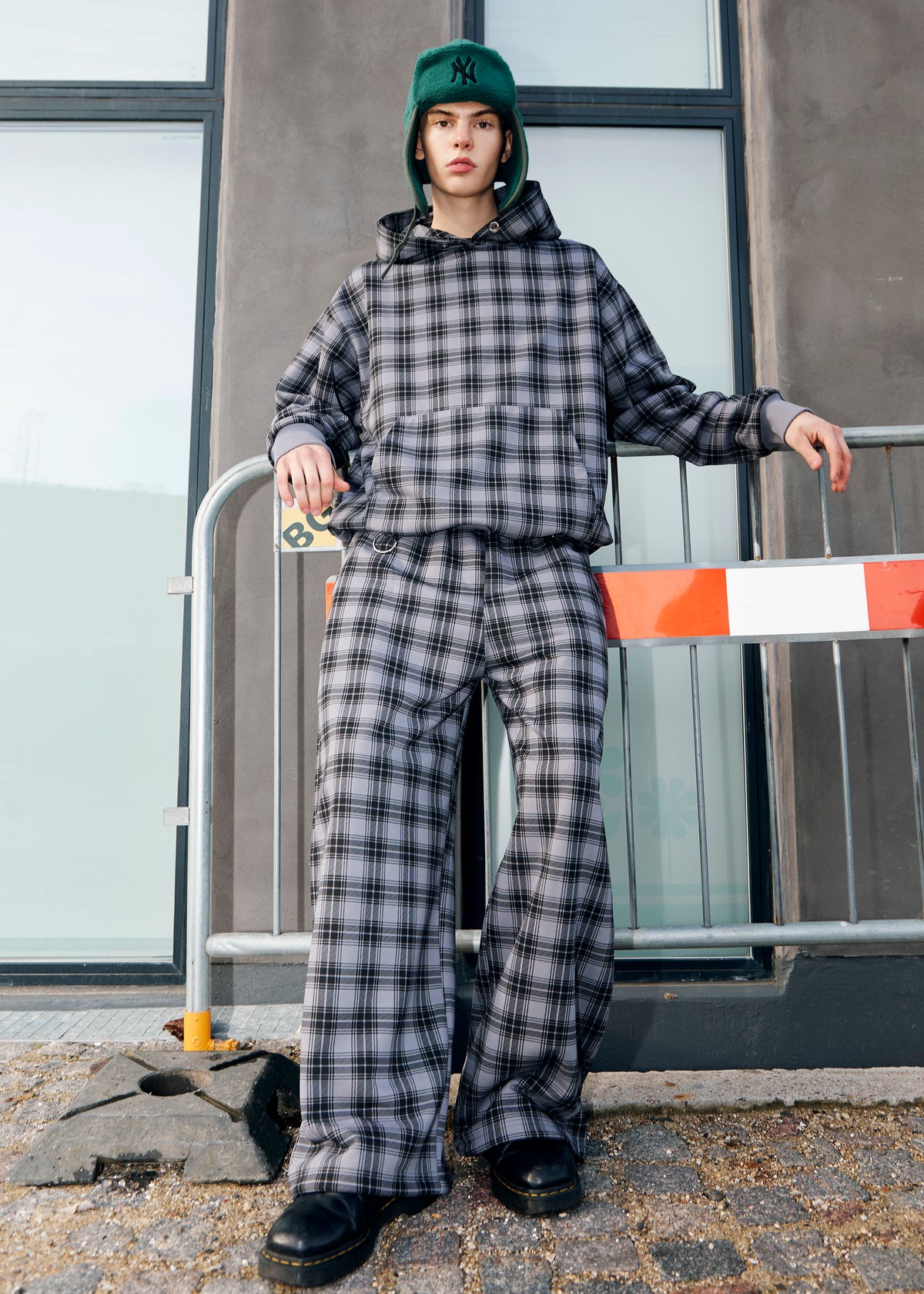 TARTAN BLACK hoodie